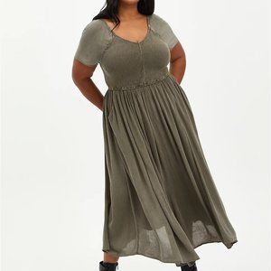 Size 00 Medium Torrid Olive Wash Gauze Smocked Skater Midi Dress